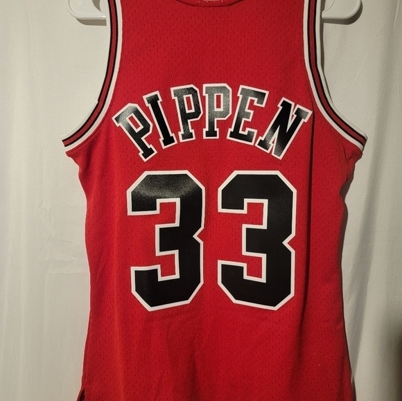 Mitchell & Ness Chicago Bulls Scottie Pippen 1997-98 Swingman Jersey Size Small - Picture 3 of 8
